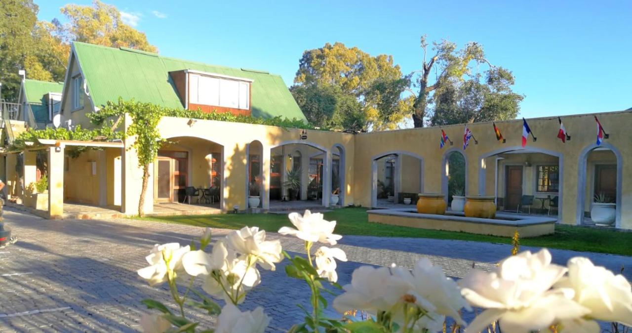 17 On Bird Guest House Б’юфорт-Вест Екстер'єр фото